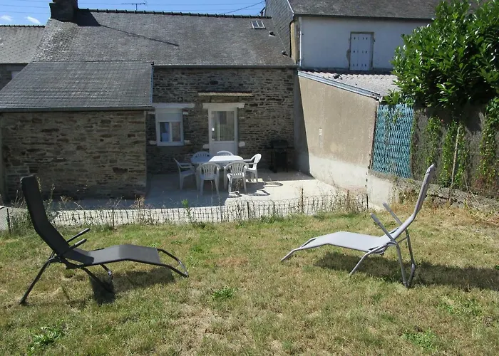 Maisonnette Avec Jardin Proche Du Mont Saint Michel Pontorson