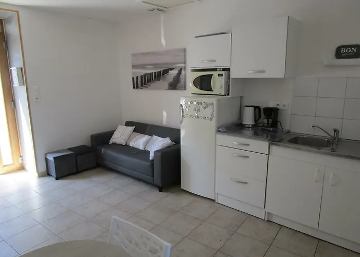 Maisonnette Avec Jardin Proche Du Mont Saint Michel